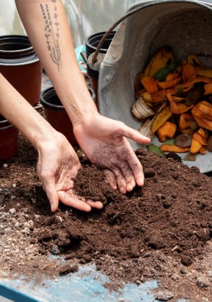 HUERTO SOSTENIBLE. HAZ TU PROPIO COMPOST EN CASA